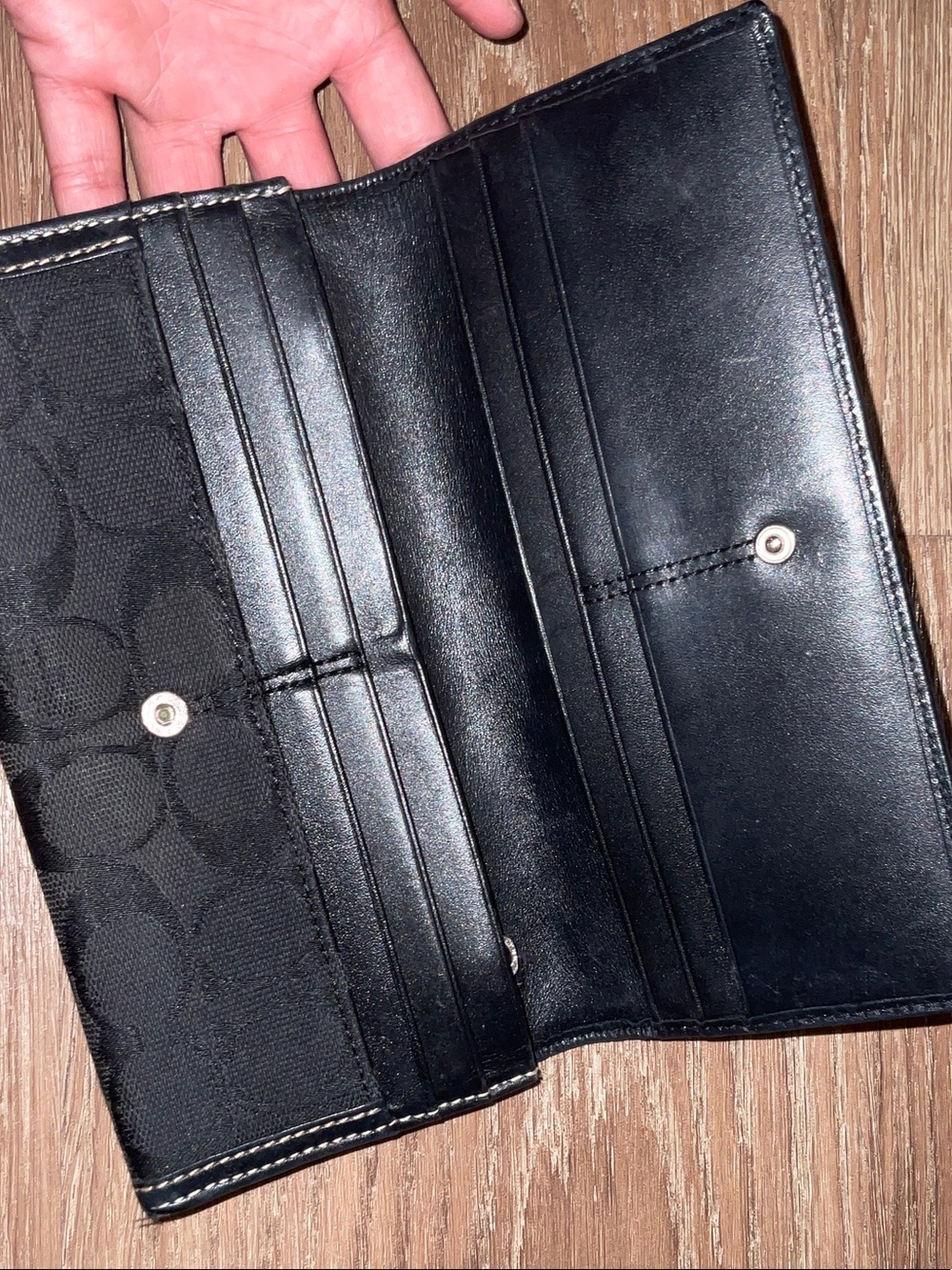 Coach Wallet - Picture 4 of 4